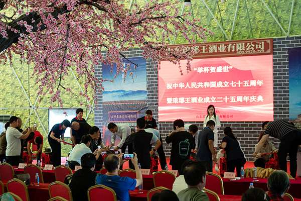 案例展示LYW-012 案例展示LYW-012